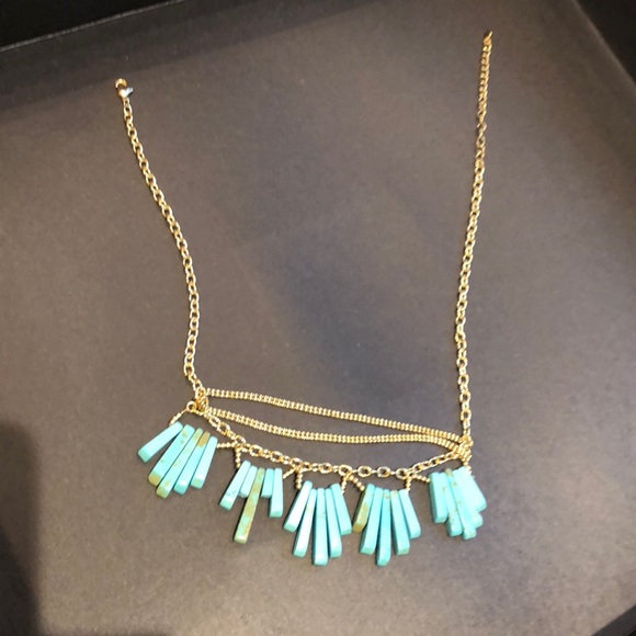 NWOT resin turquoise on adjustable gold chain - Picture 2 of 2